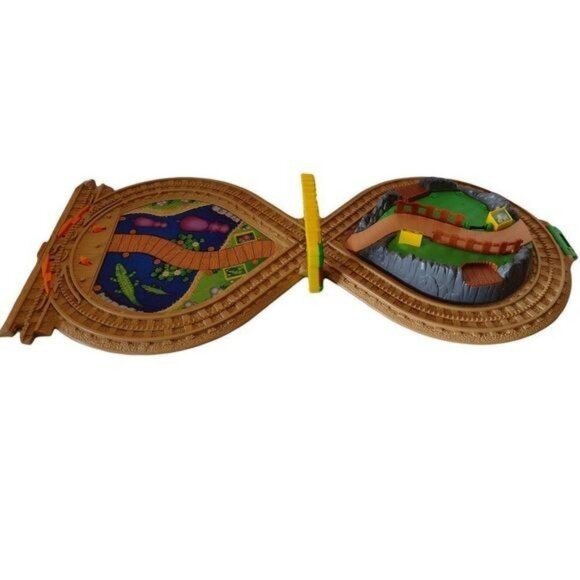 Fisher Price GeoTRAX On-The-Go-Zoo Portable Railway Train Set - Picture 2 of 9